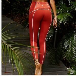 Free People movement you’re a peach leggings in tango